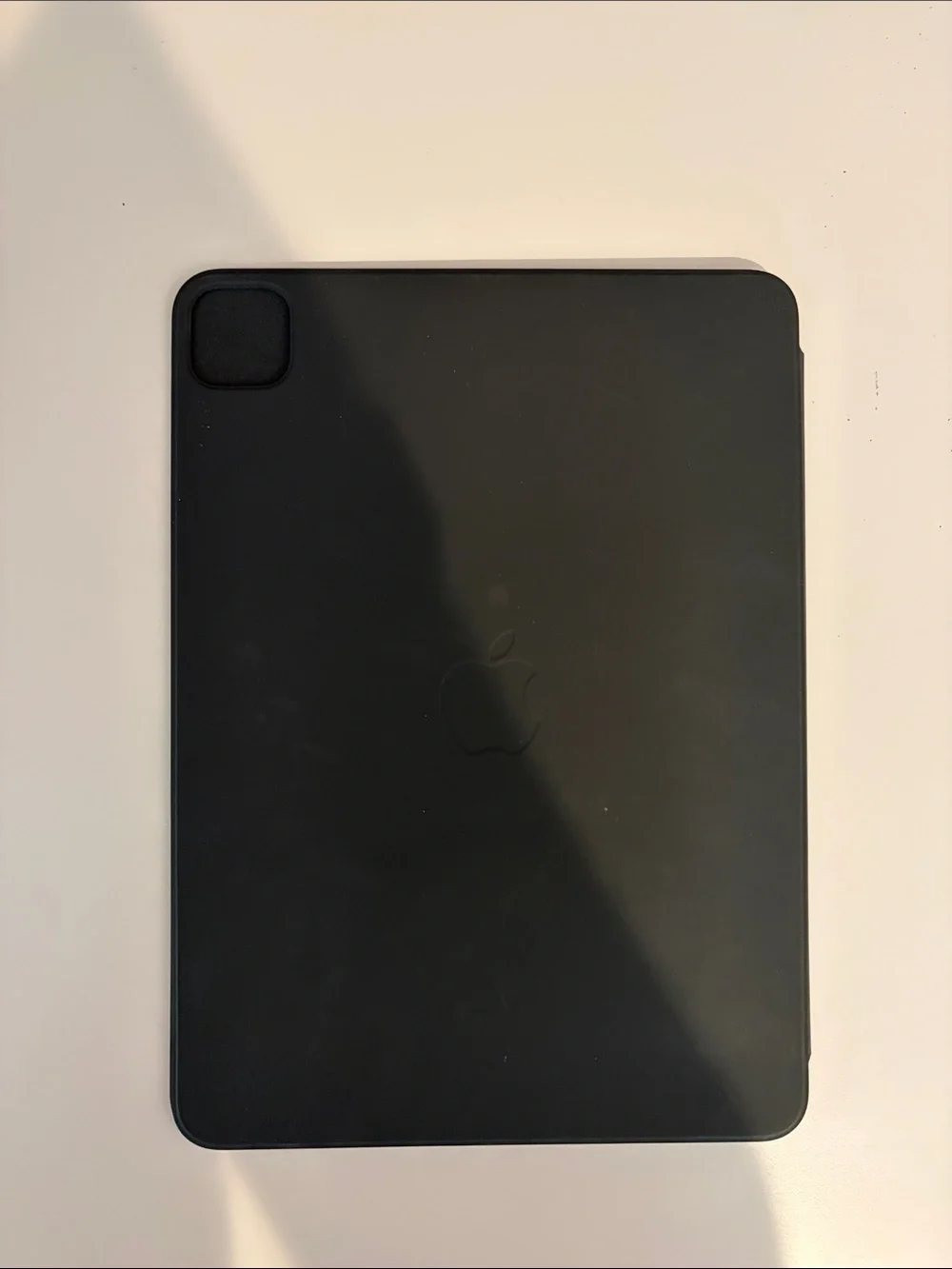 Black Smart Folio iPad Pro 11 inch 4th generation case Minor wear and tear
